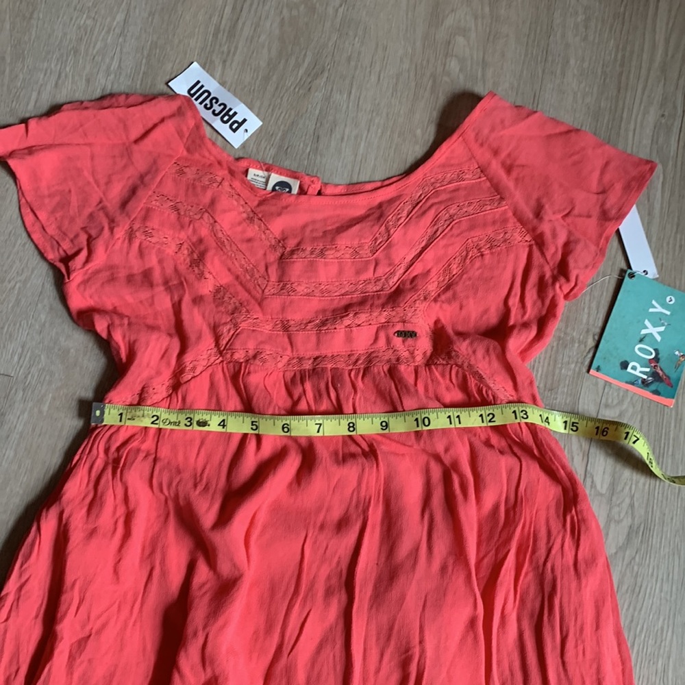 Roxy Size Small - image 2